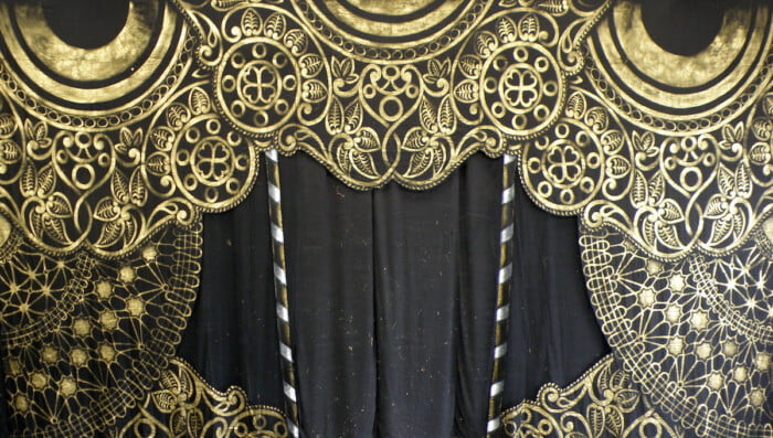 Finale Black Gold Bolton Theatre Cutcloth | Thoroughly Theatre